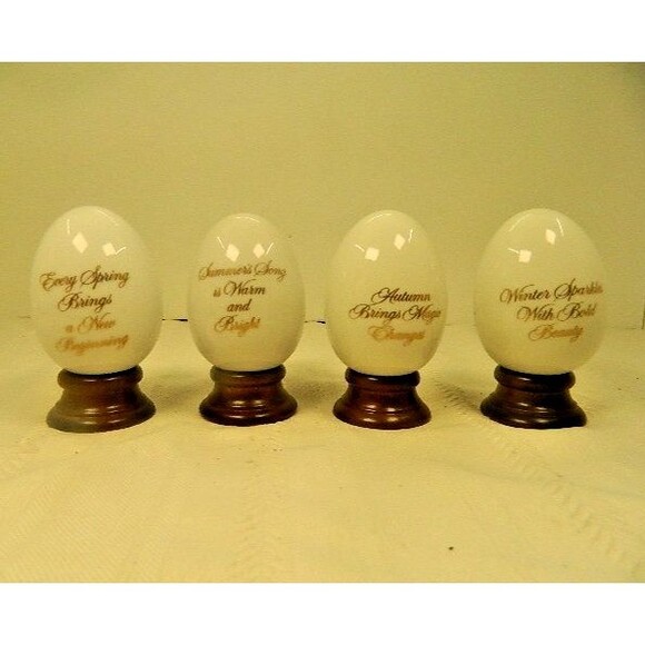 Set of Vintage Collectible Avon Four Seasons Porcelain Eggs 1984 w/ wooden stand - Picture 3 of 13